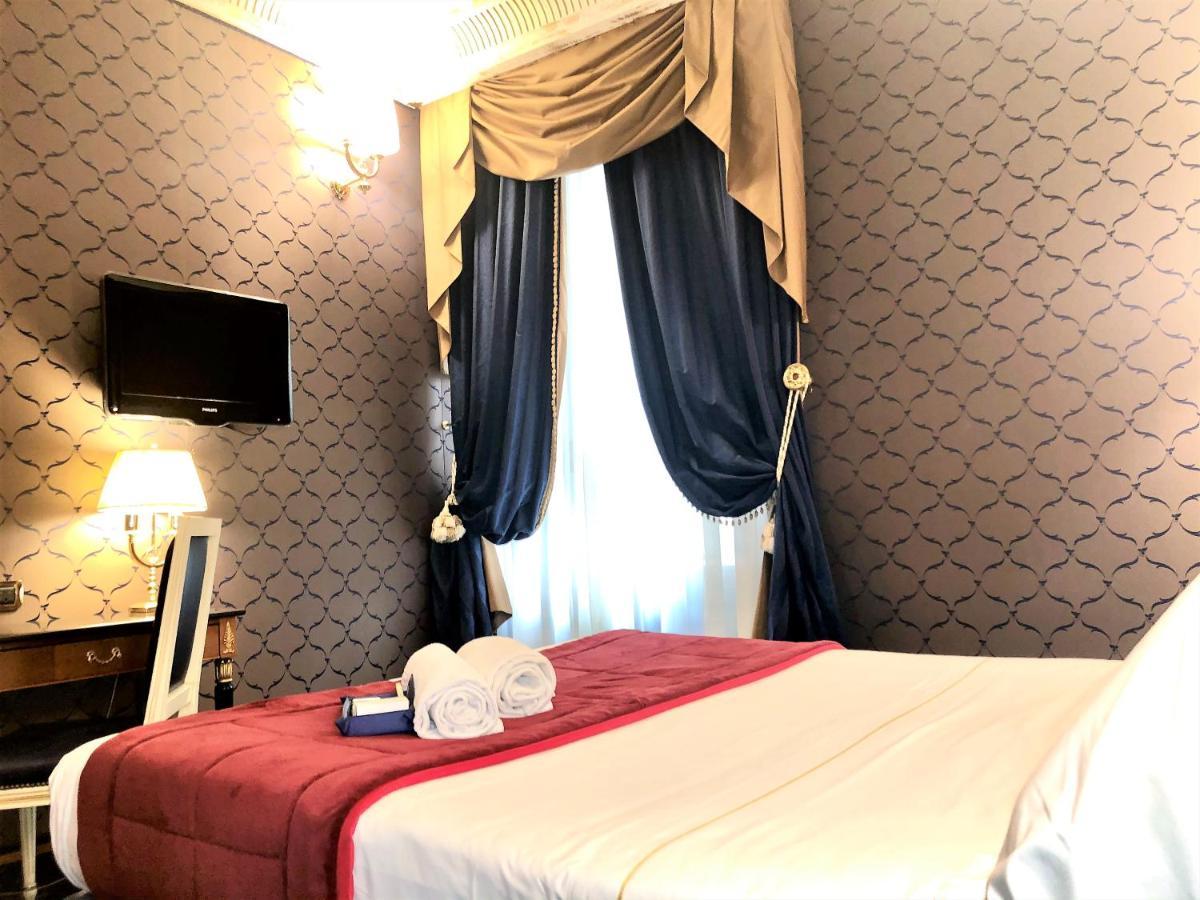 Hotel Manfredi Suite In Рим Экстерьер фото